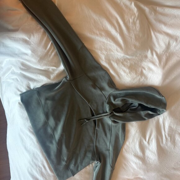 Lululemon Cropped Hoodie - Picture 3 of 3